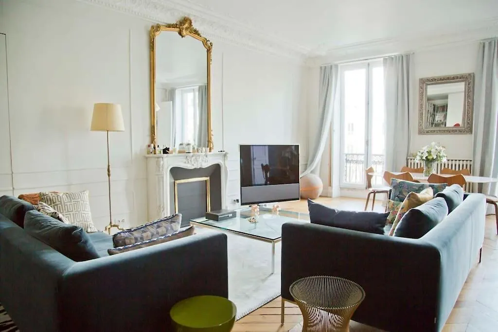 Luxury Apt Bonne Nouvelle Párizs 0*,  Franciaország